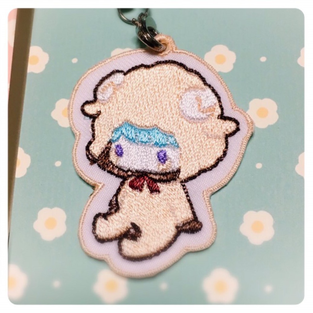 ゆきひろひつじ刺繍ストラップ