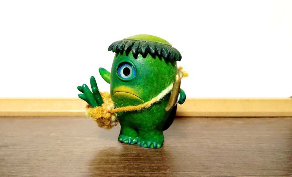 金のきゅうりを持つカッパちゃん