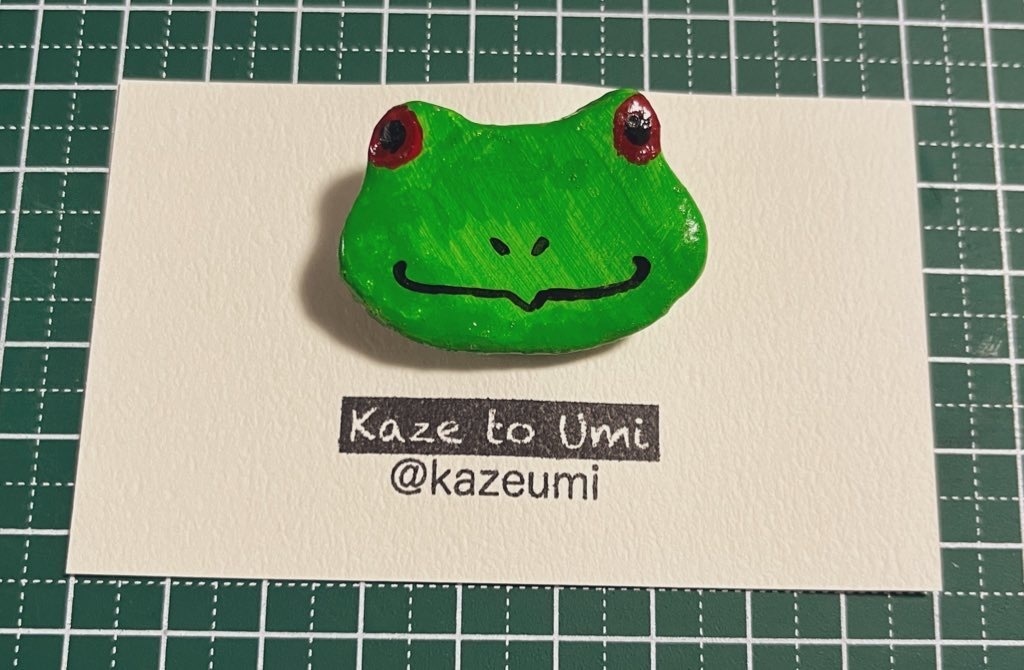 手作りブローチ カエル