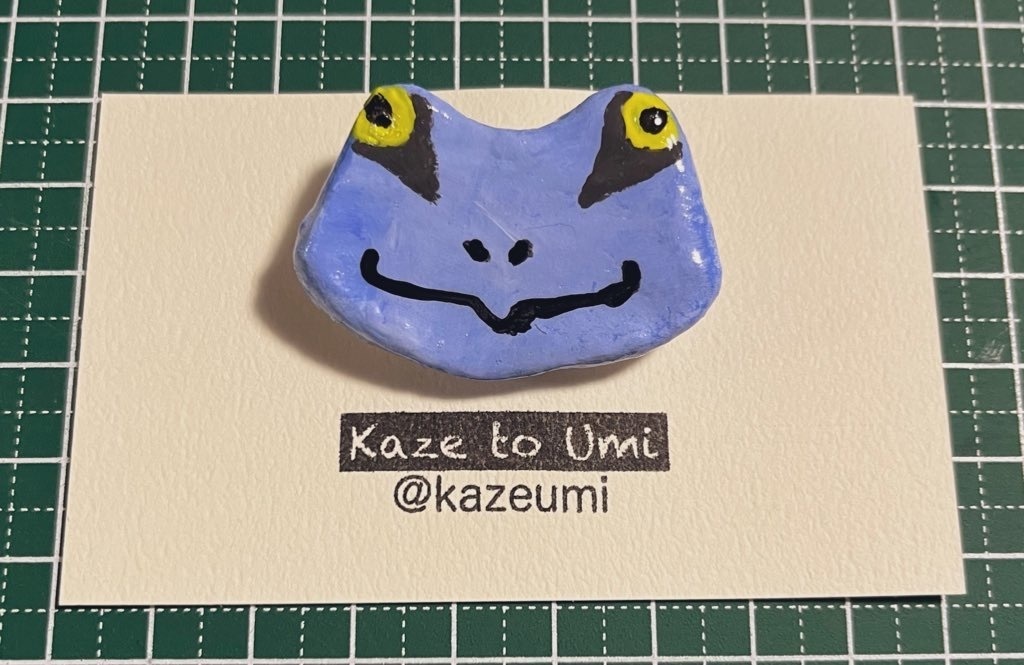 手作りブローチ カエル
