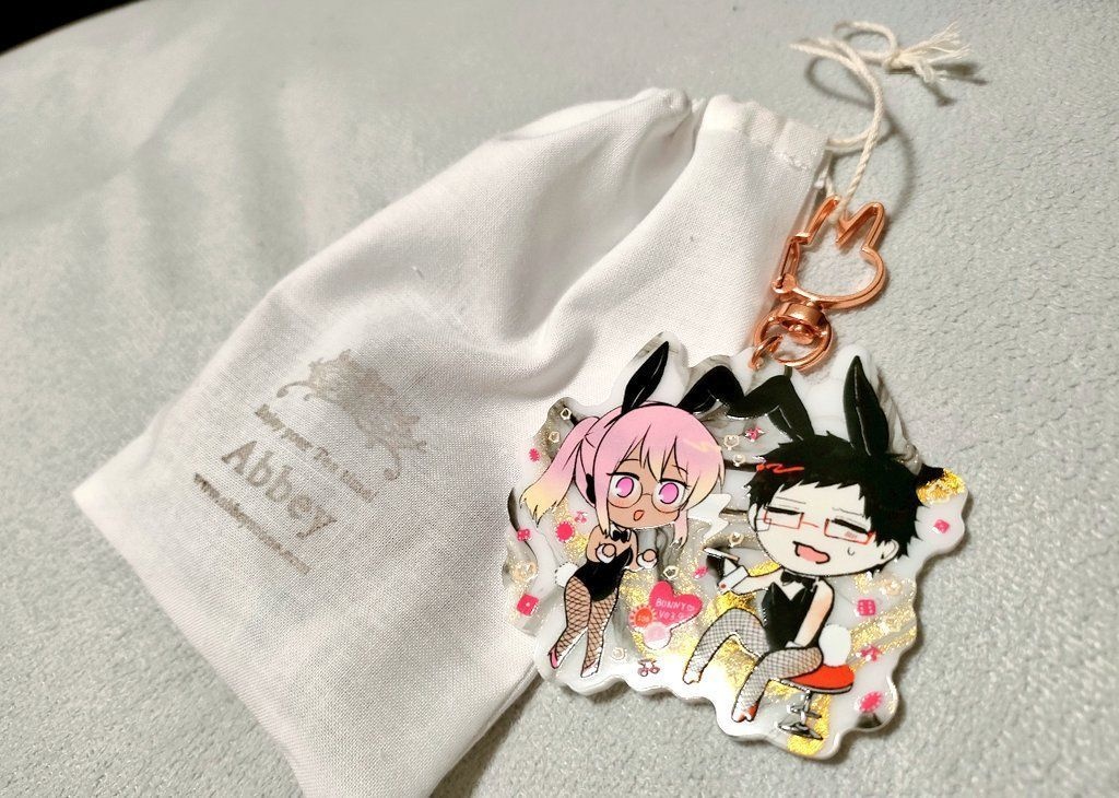 くゆミアバニーアクキー