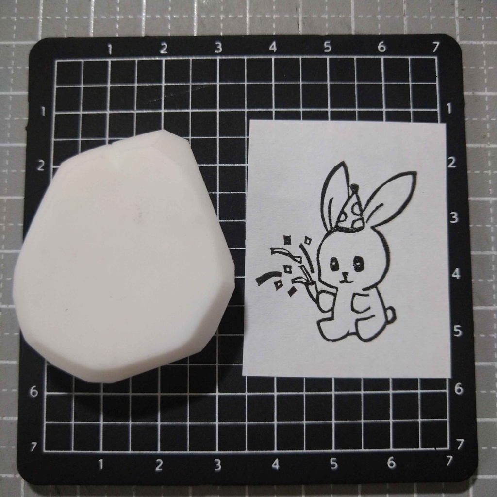 うさぎの消しゴムはんこ