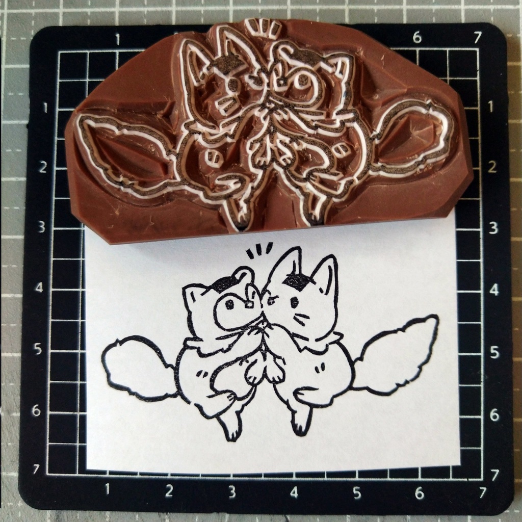 おにぎりな たぬきときつねのはんこ