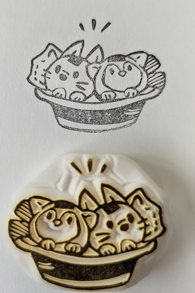 消しゴムはんこ 冬シリーズ たぬきときつねあります