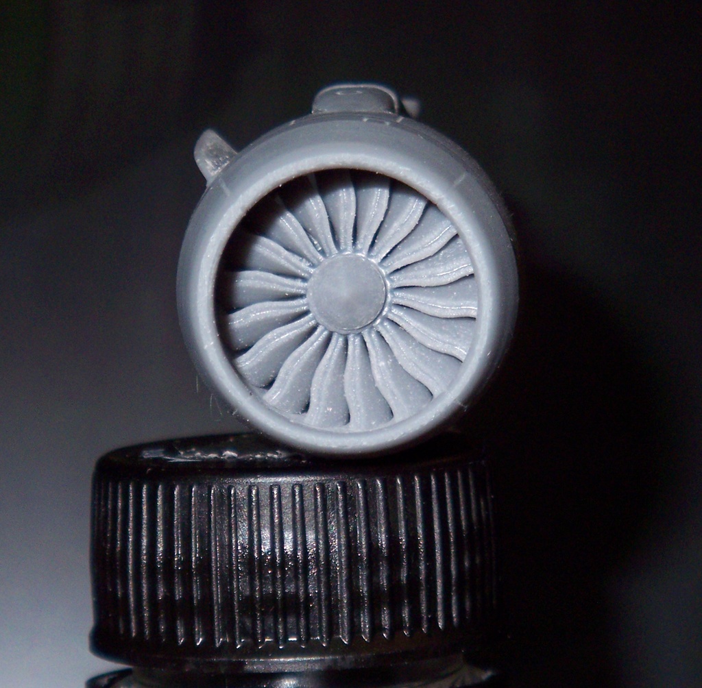 1/144 ボーイング 787-8用 GEnx-1Bエンジンセット 初期型