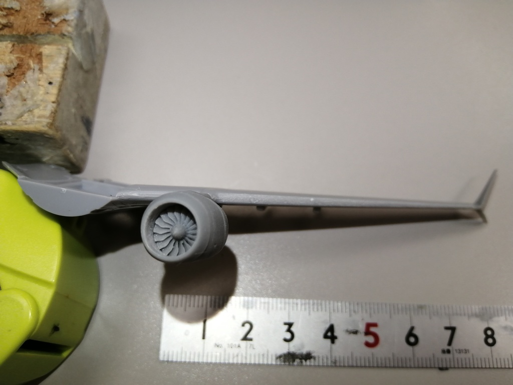 ハセガワ1/200 737用 LEAP-1Bパーツ サンプル