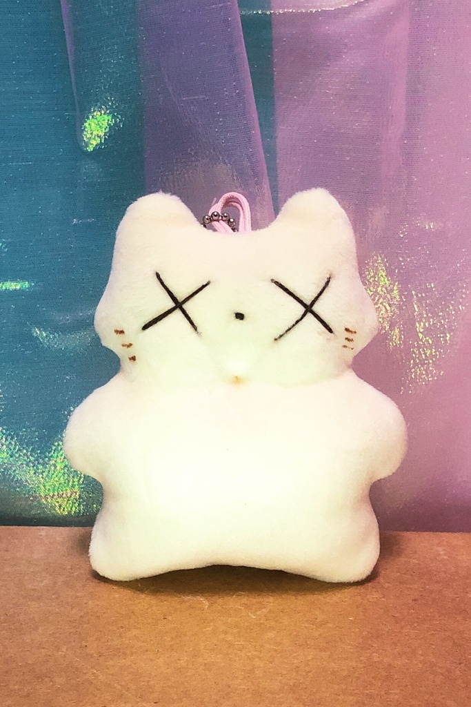 メガバッテンネコちゃんのぬいぐるみキーホルダー
