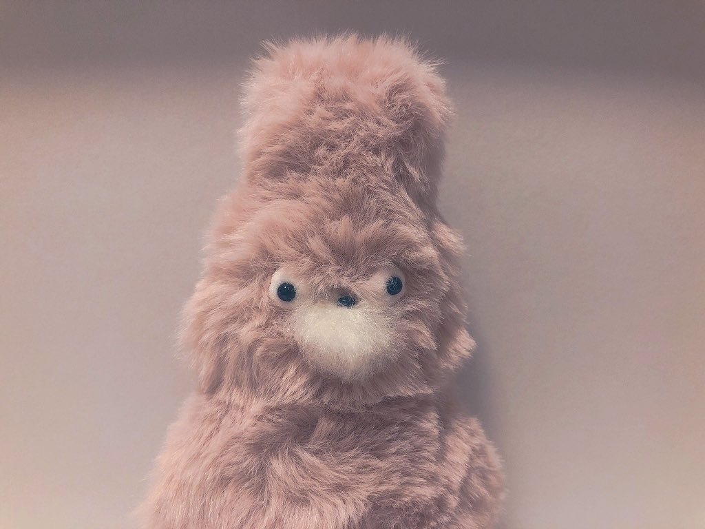 デゴのぬいぐるみ　おにゅ　ピンク
