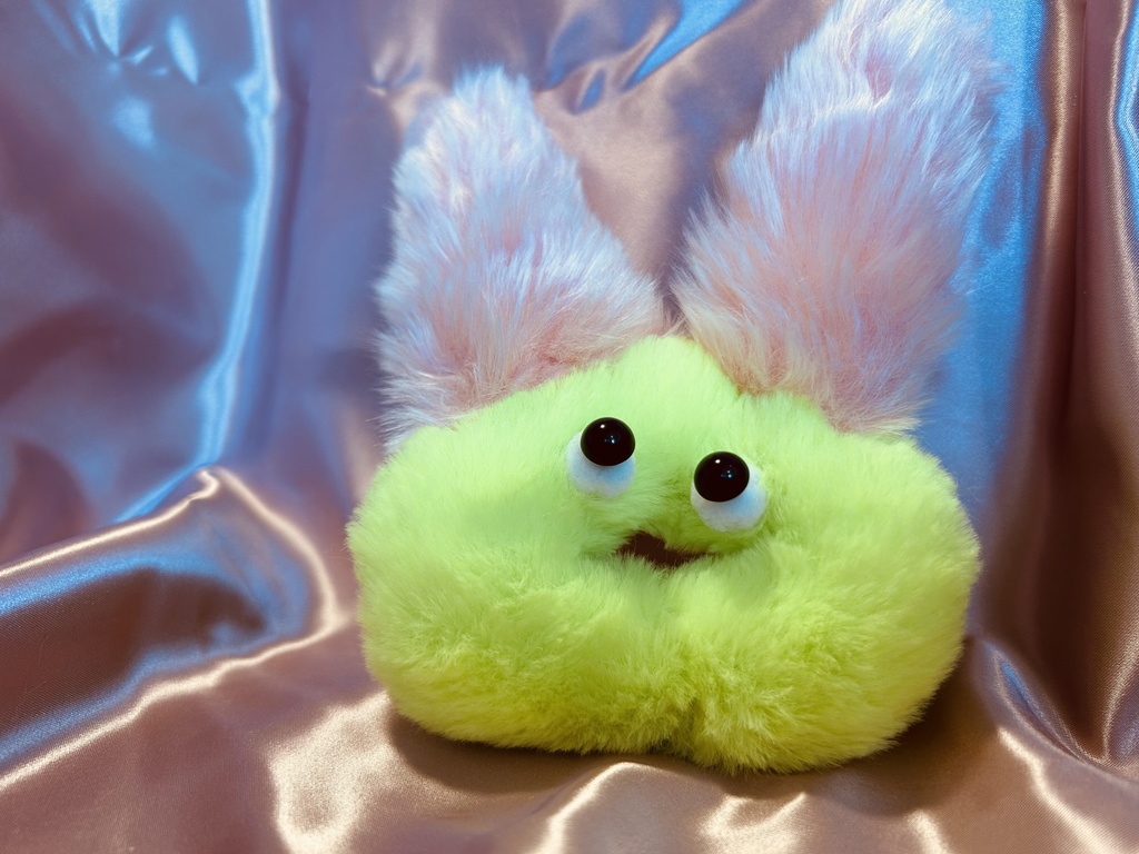 蛍光デバのぬいぐるみ