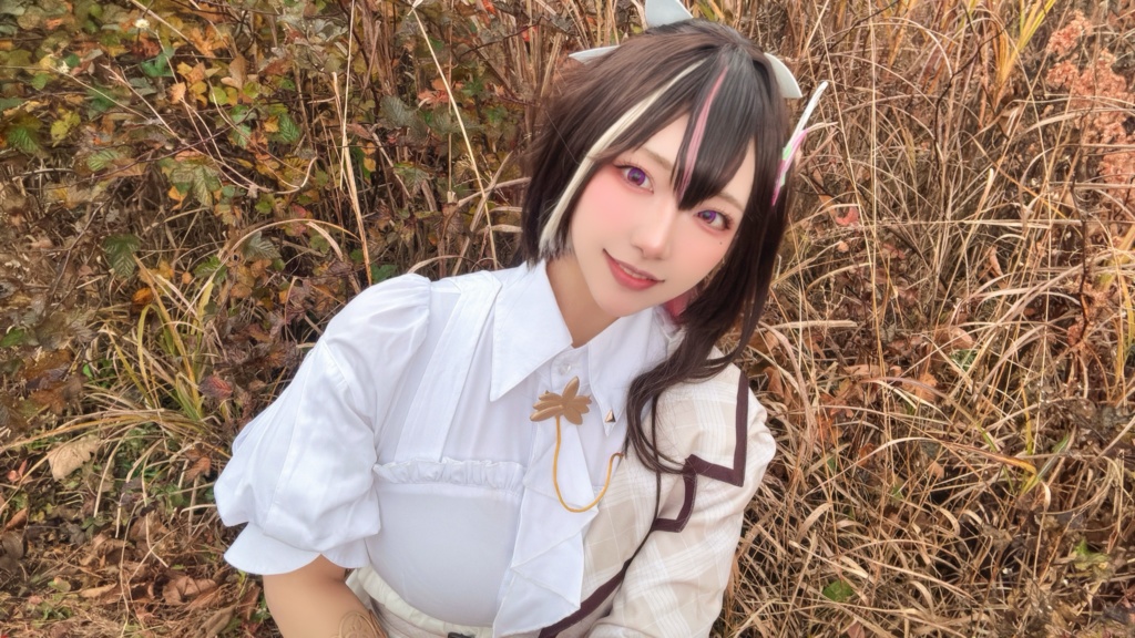 AZKi  コスプレ  落書きチェキ