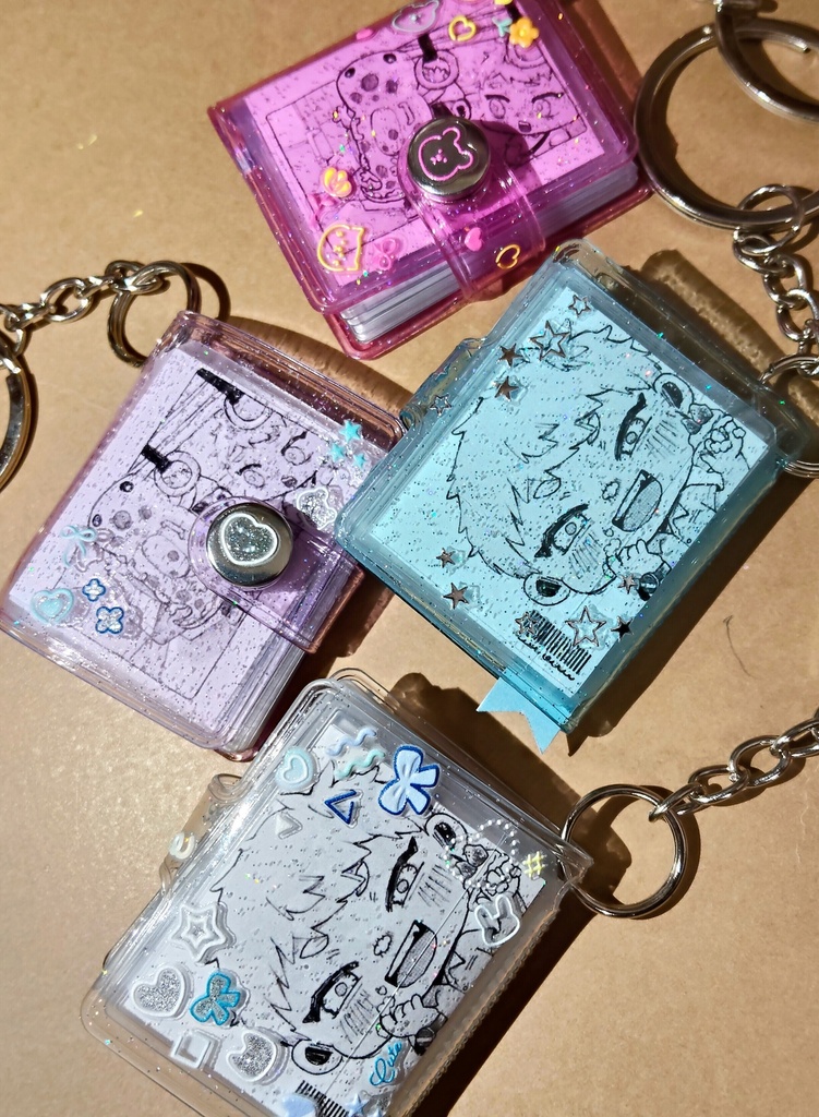 ラメ入り豆本キーホルダー　デコあり