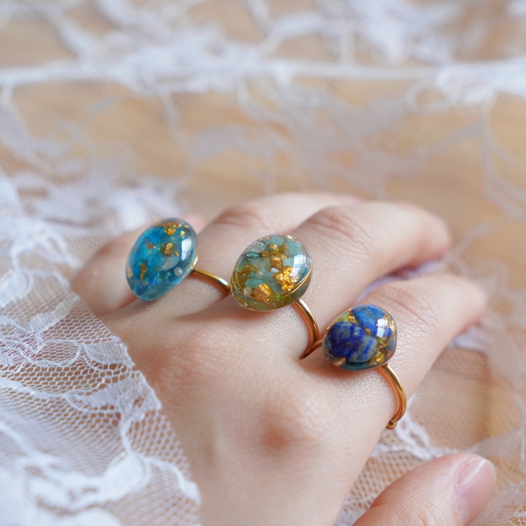 【一点物】お花のレジンリング ドライフラワーのアンティーク風アクセサリー