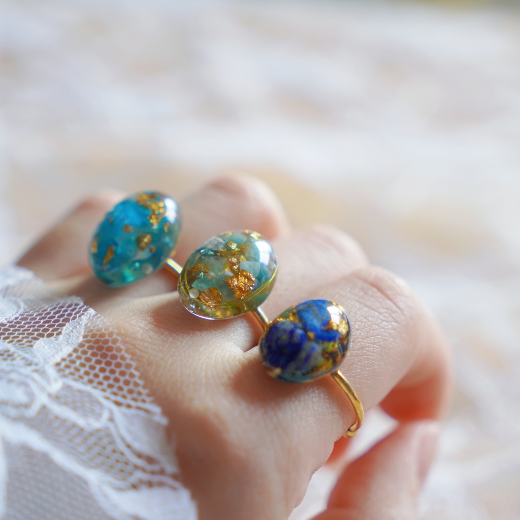 【一点物】お花のレジンリング ドライフラワーのアンティーク風アクセサリー