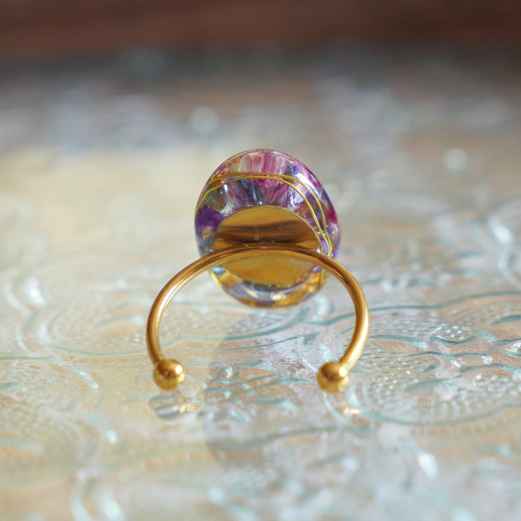 【一点物】お花のレジンリング ドライフラワーのアンティーク風アクセサリー