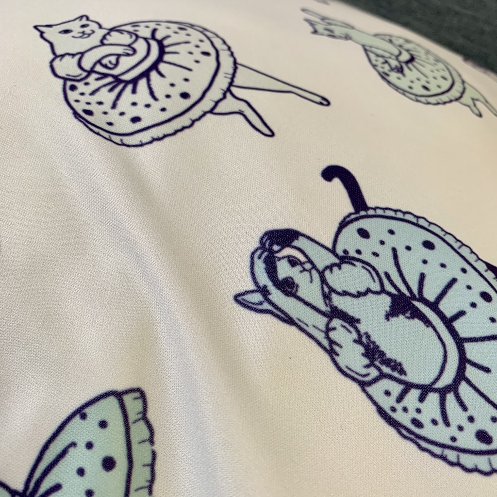 オーダー◆クッションカバー・ツヤツヤ布