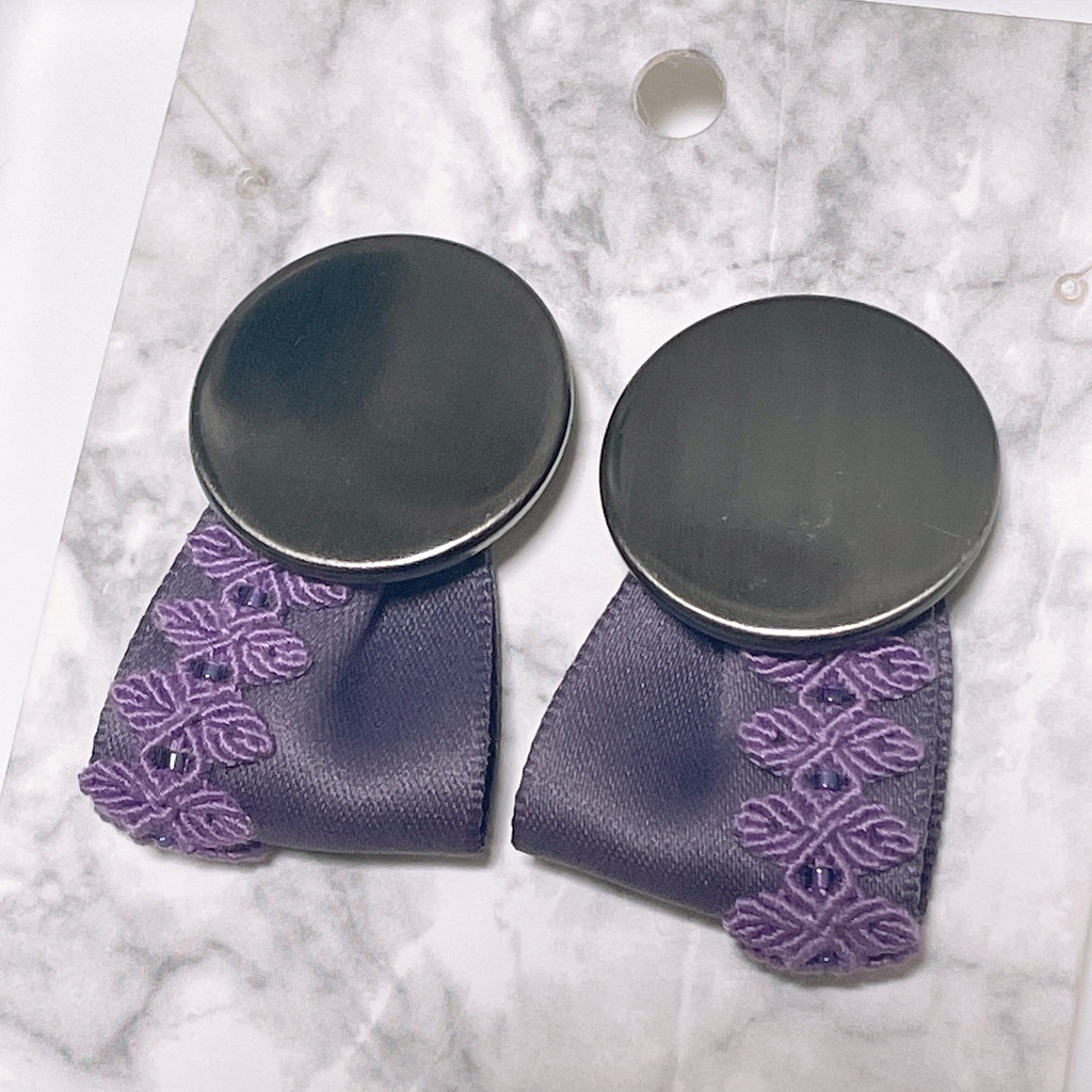【ブルーロック】御影玲王　ピアス