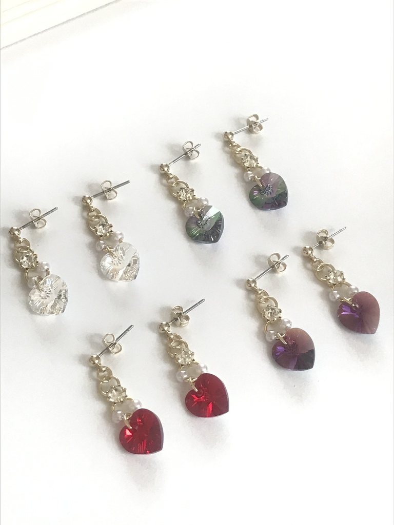 アイナナ ŹOOĻ ハートスワロフスキーピアス/イヤリング