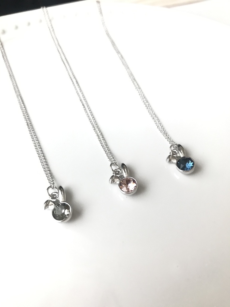 アイナナ TRIGGER ウサ耳パーカーイメージネックレス