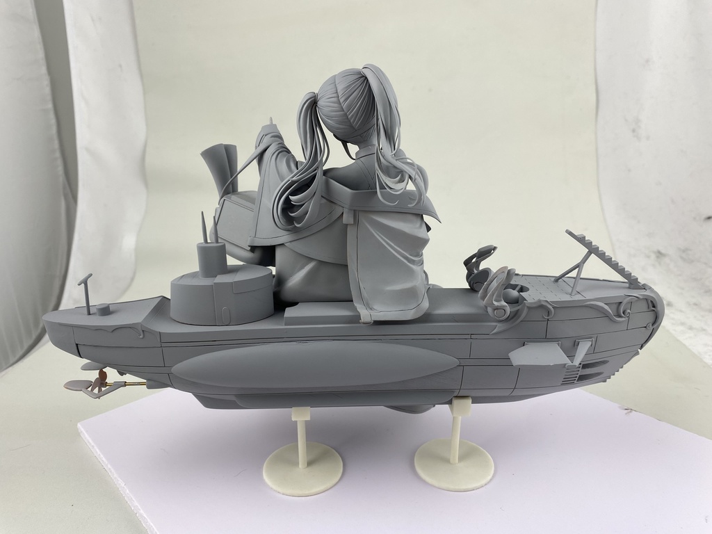 アズールレーン オナルド・ダ・ヴィンチ RN Leonardo Da Vinci ガレージキット