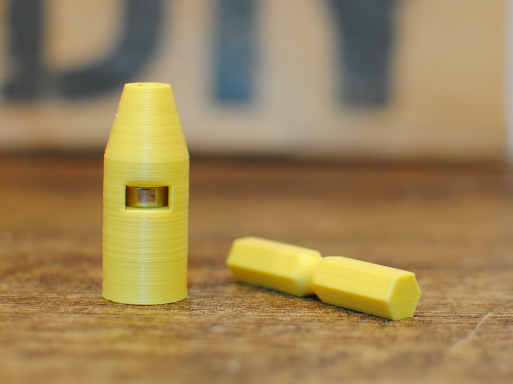 電気ドライバー用6.35mmから4mm六角軸ビットへの変換アダプター(3Dモデル)