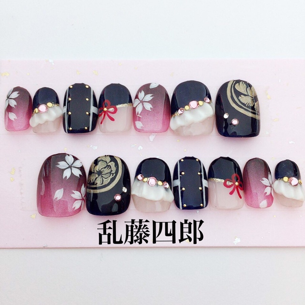 刀剣乱舞 乱藤四郎 モチーフネイル Koririo Nail Booth