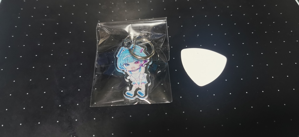 あいすが俺を見てくれてる可愛いアクキー