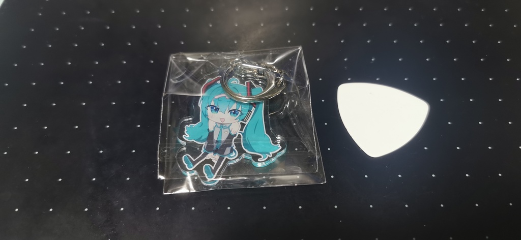 立てばミクミク座れば可愛いミクアクキー