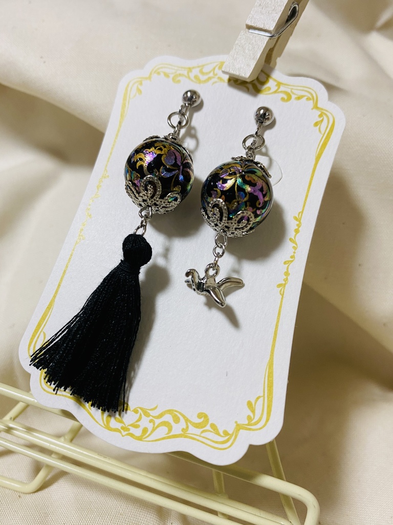 鶴見中尉イメージイヤリング(黒)