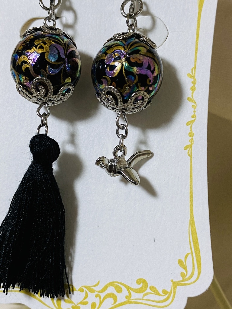 鶴見中尉イメージイヤリング(黒)