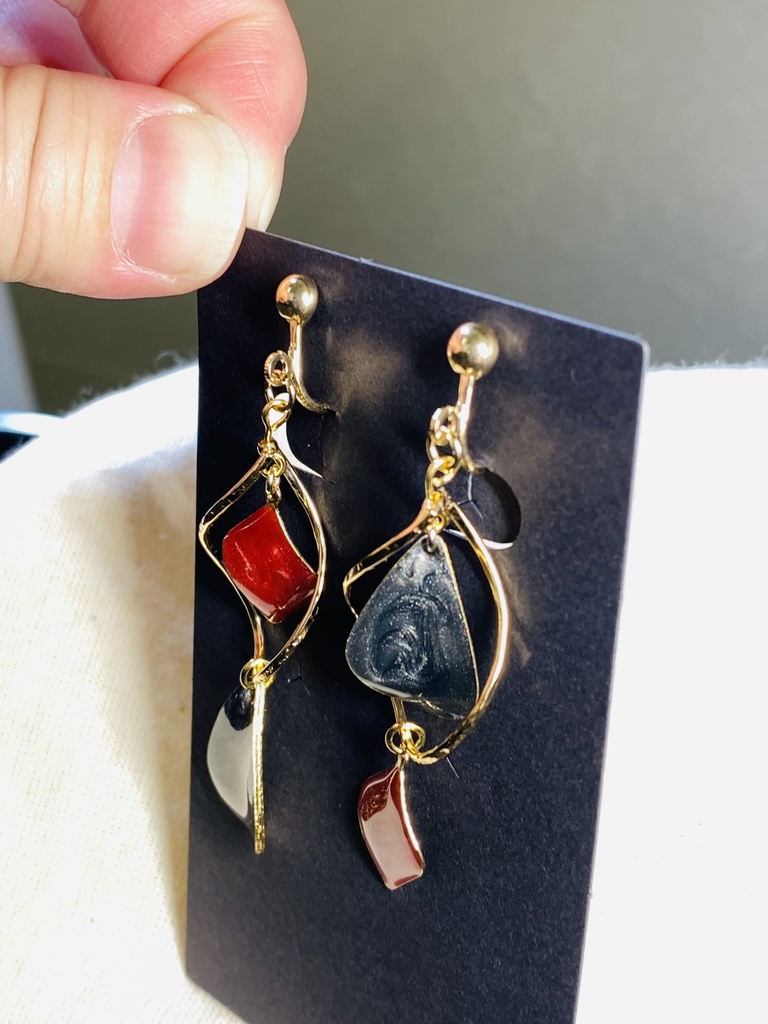 ゲ謎イメージイヤリング:水木