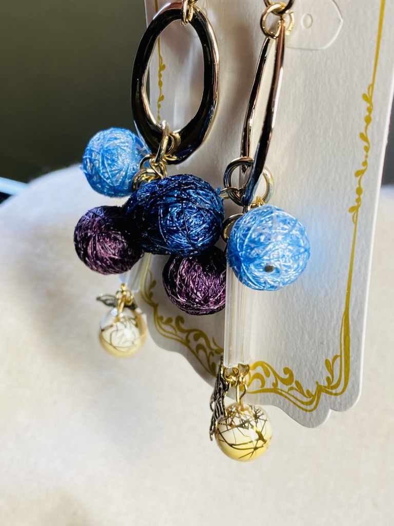 金カムイメージイヤリング:相棒&ダチ