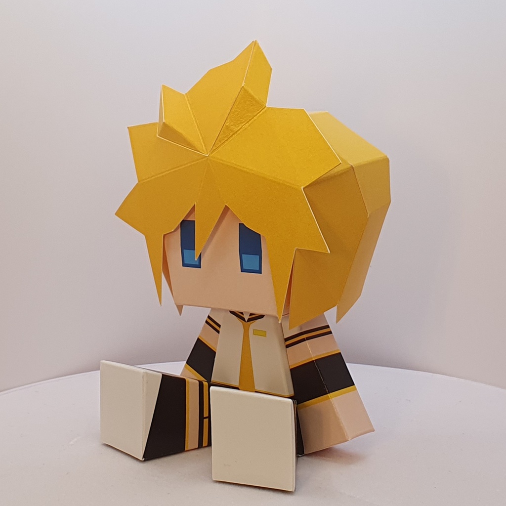 鏡音レンペーパークラフト Len Paper Craft