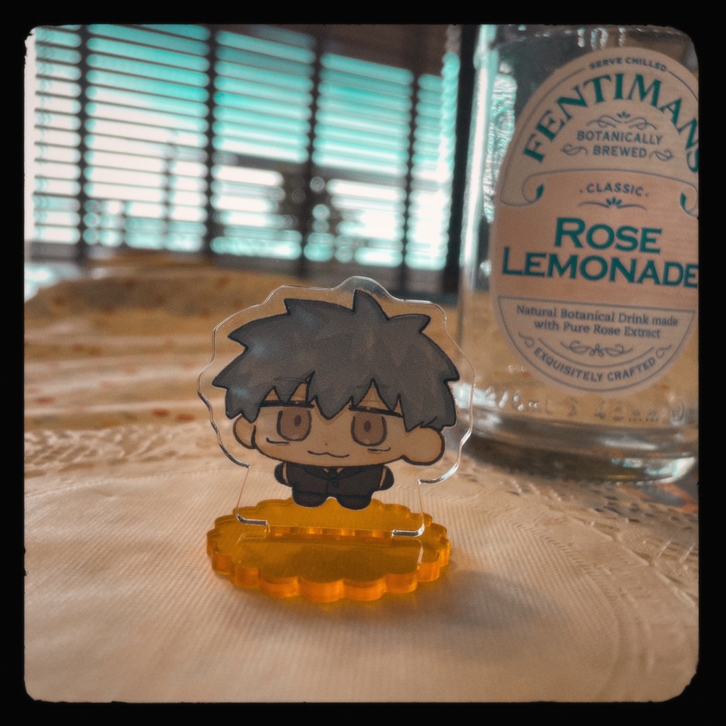 アクリルスタンド