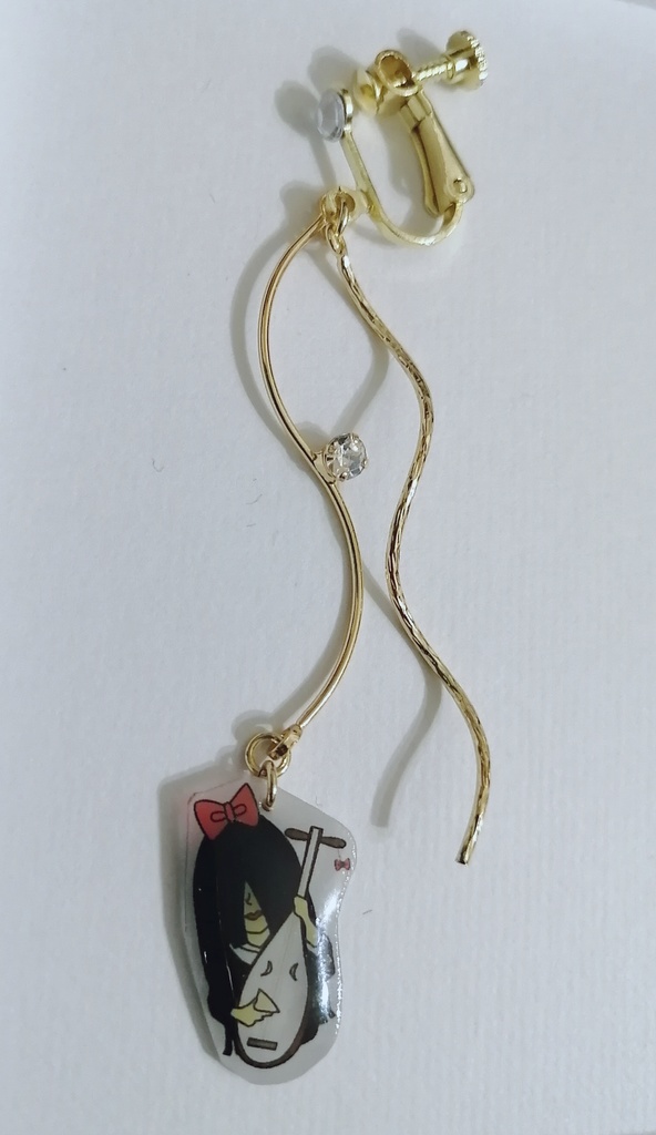 鳴女はん&ぎょこたん ウェーブイヤリング