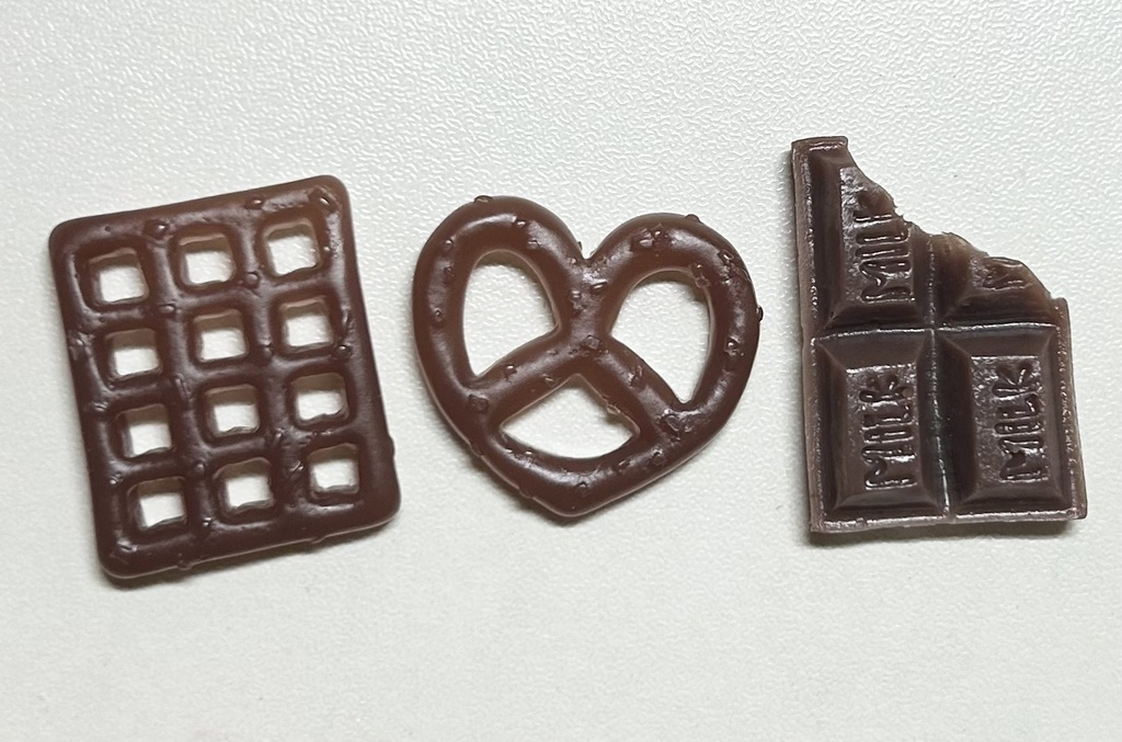 【受注生産】いちごみるくフロート🍓🍼B8・B7