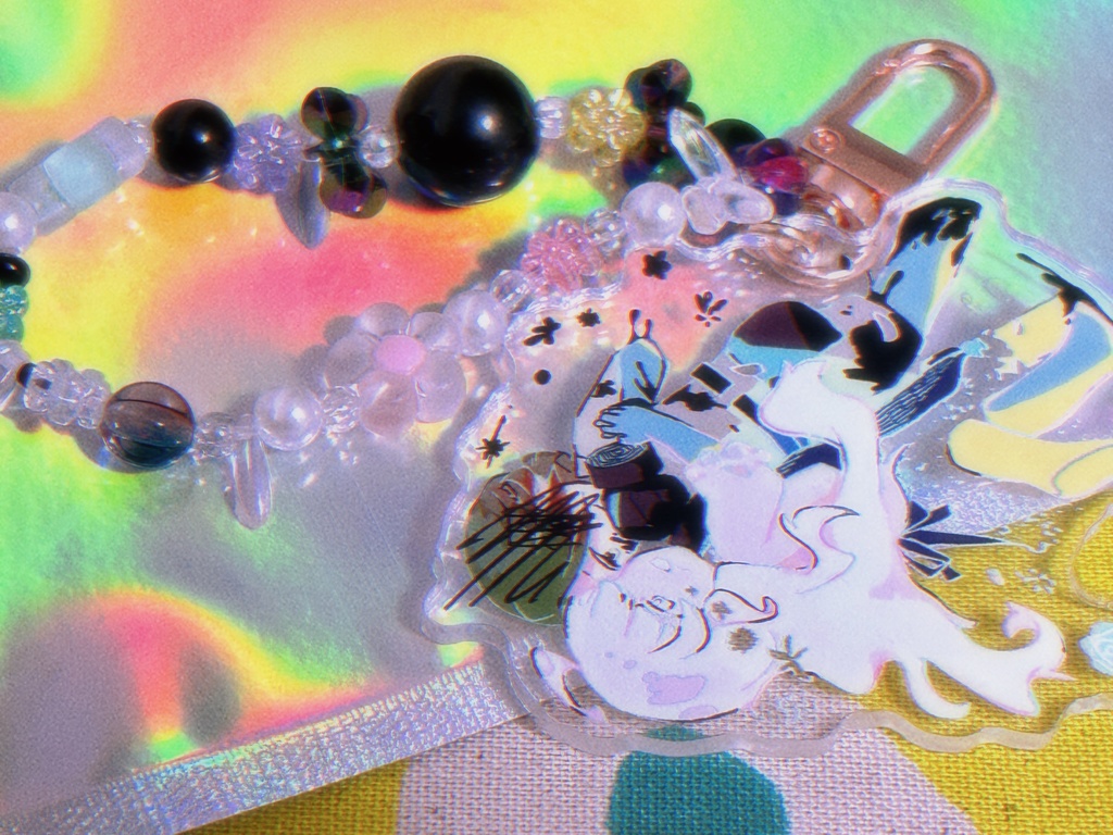 『花に穢』ビーズアクキー