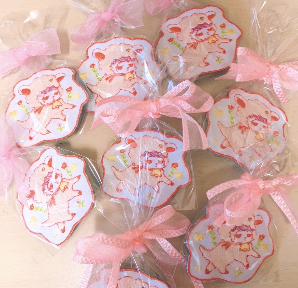 いちまつ羊　刺繍バッヂ