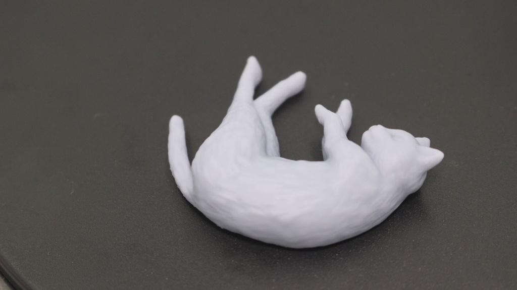 1/12用 横たわる猫 3匹セット【ジオラマ用小物】