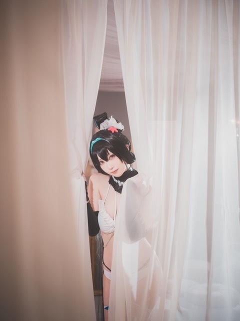 コスプレ写真集「new feelings」勝利の女神:NIKKE/リトルマーメイド