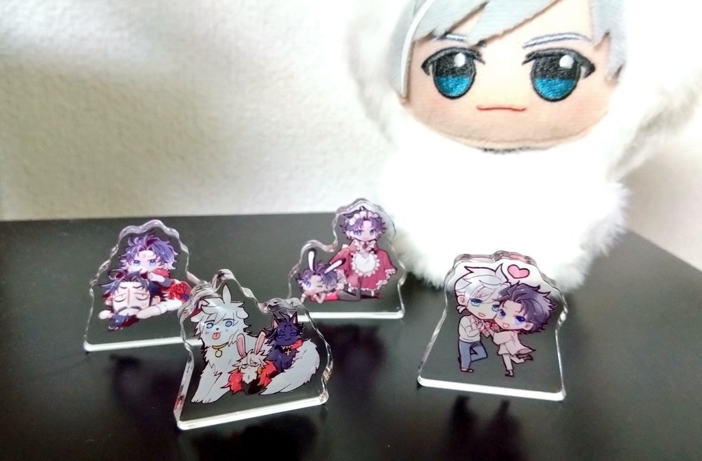 自立アクスタ4つセット