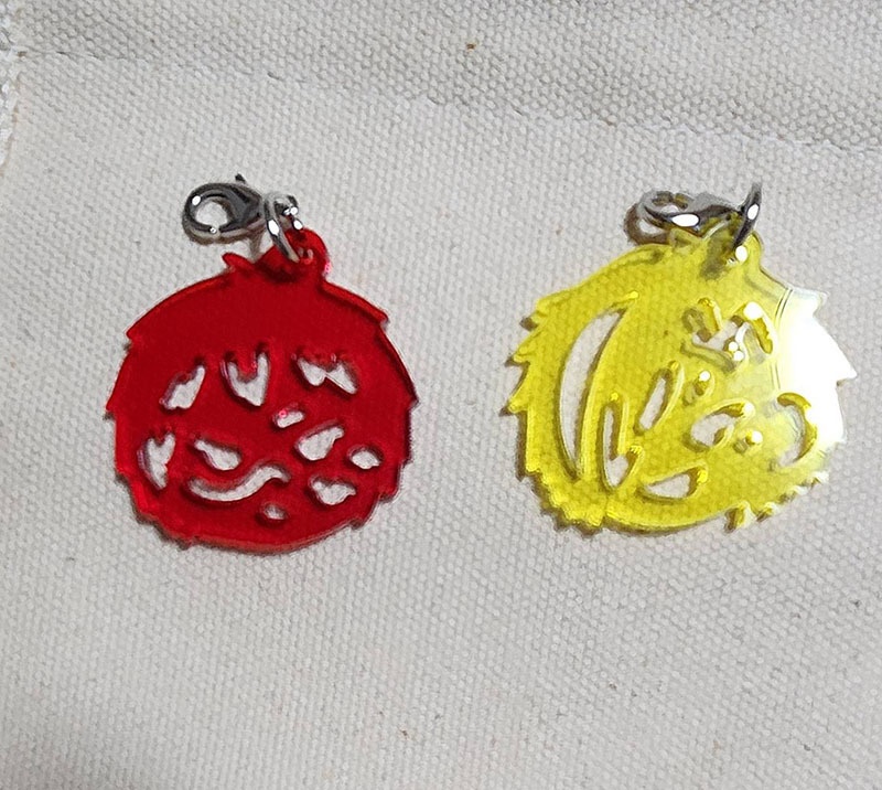 大騒動メンツダイカットアクリルチャーム