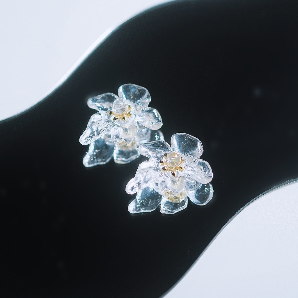 溶けかけの花ピアス【イヤリング変更可】