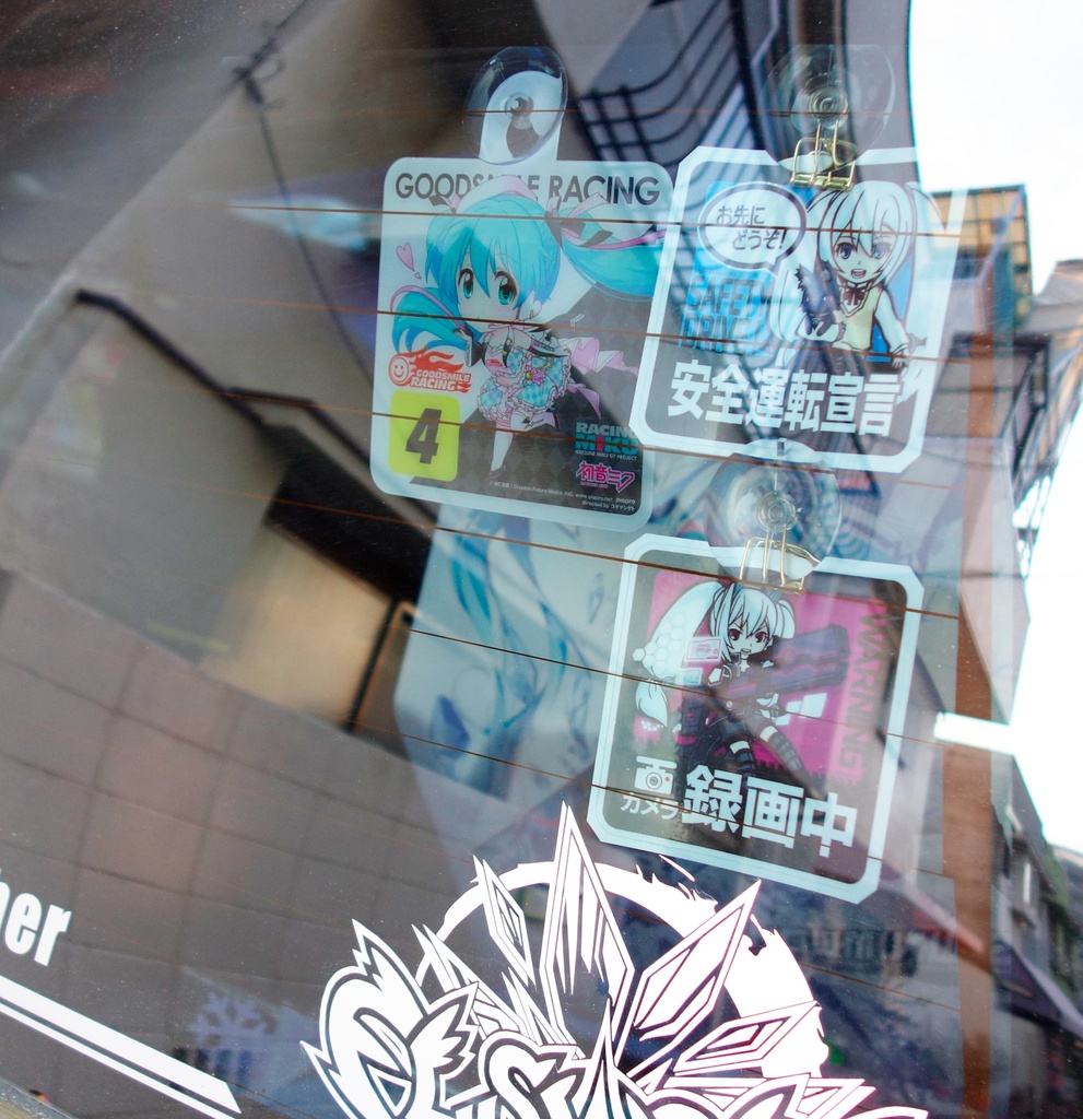 【霧島レイ】カメラ録画中オリジナルステッカー(クロレイたん仕様)