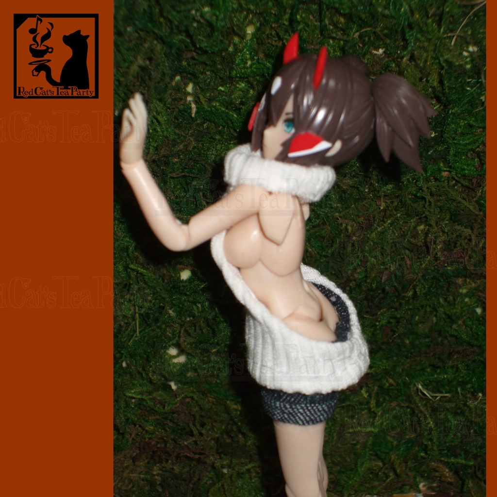 バックオープンニットトップス