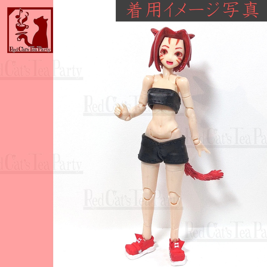 ブラックレザー調ウェア