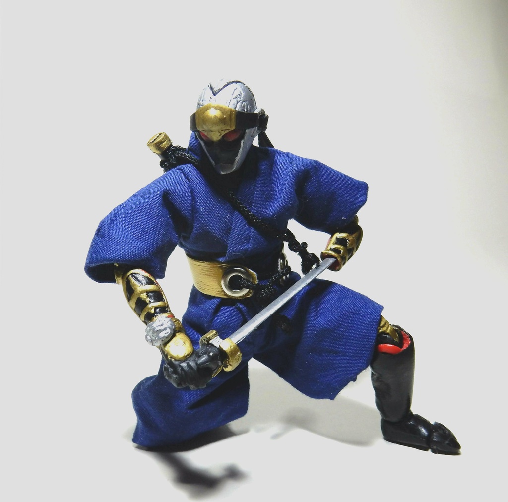 機械忍者 斬丸 フル可動フィギュア