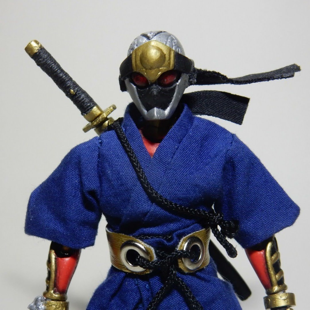 機械忍者 斬丸 フル可動フィギュア