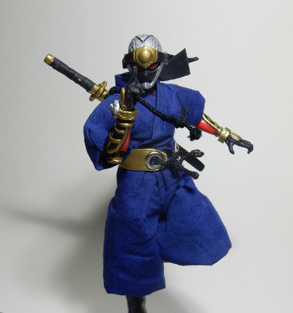 機械忍者 斬丸 フル可動フィギュア