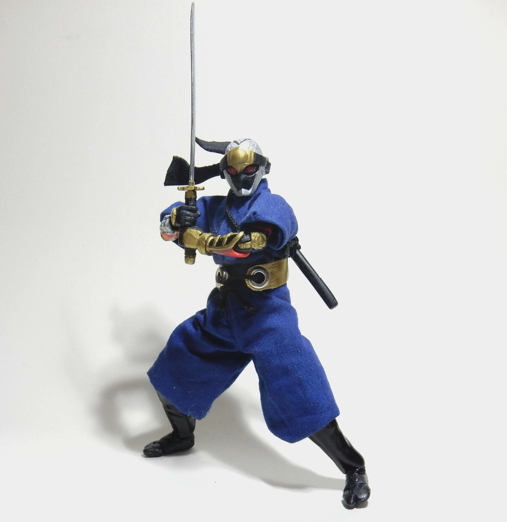 機械忍者 斬丸 フル可動フィギュア