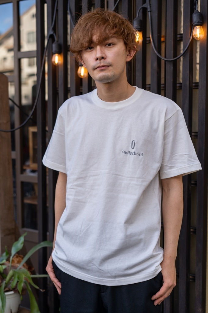 刺繍 logo t-shirt